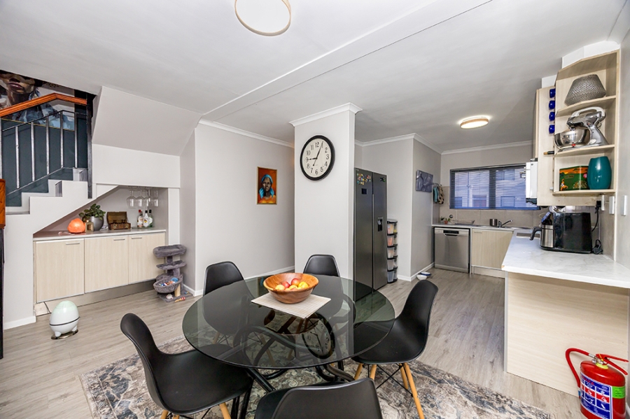 2 Bedroom Property for Sale in Parklands Western Cape